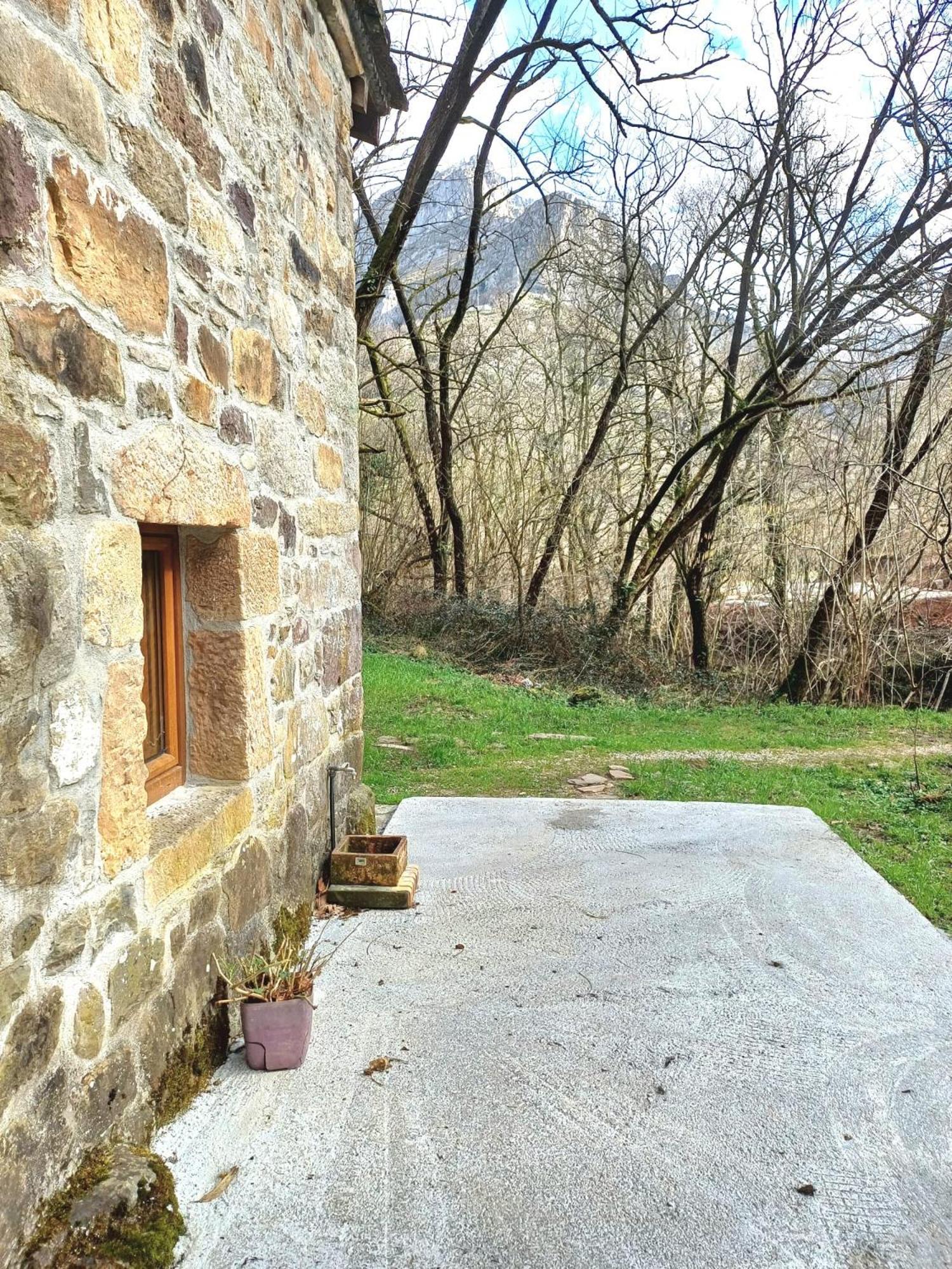 La Cabana Del Rio San Roque de Ríomiera Buitenkant foto